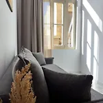 Aparthotel Deluxe Center 3*