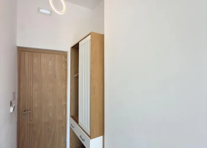 Aparthotel Deluxe Center 3*