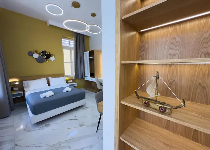 Aparthotel Deluxe Center