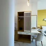 Deluxe Center Aparthotel La Canea