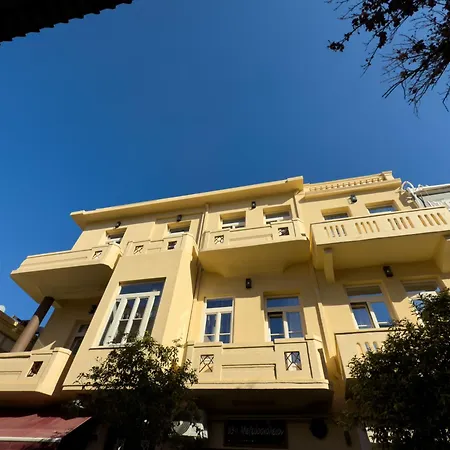 Apartahotel Deluxe Center