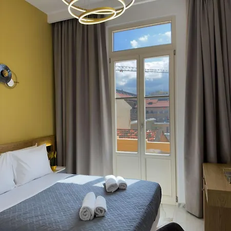 Deluxe Center Hotel apartamentowy