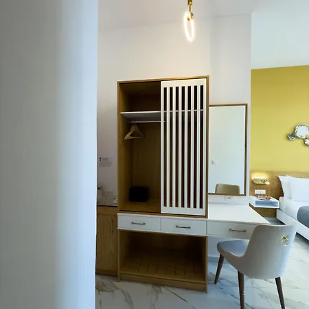 Deluxe Center Aparthotel Chania (Crete)