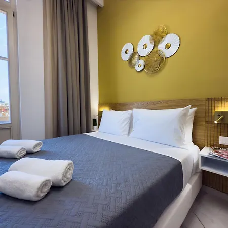 Deluxe Center Hotel apartamentowy