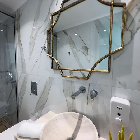 Deluxe Center Hotel apartamentowy