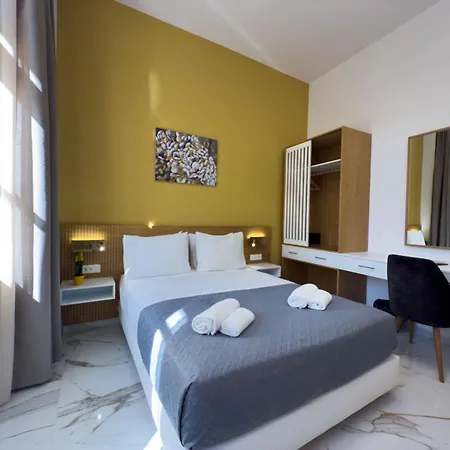 Deluxe Center Hotel apartamentowy