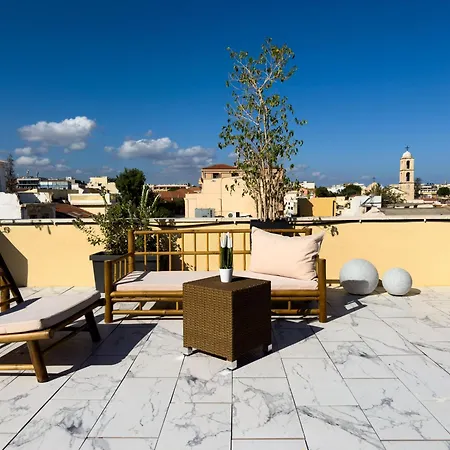 Aparthotel Deluxe Center 3*