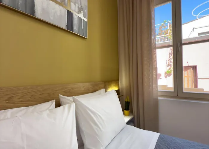 Apartahotel Deluxe Center