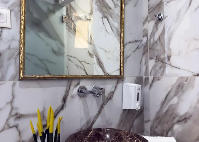 Apartahotel Deluxe Center