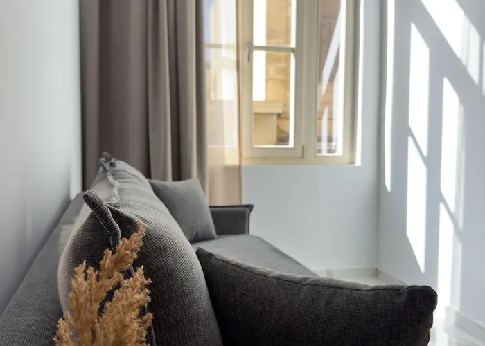 Apartahotel Deluxe Center 3*