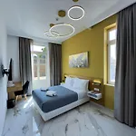 Deluxe Center Lägenhetshotell Chania (Crete)