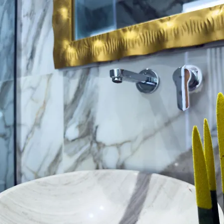 Deluxe Center Апарт-отель Ханья