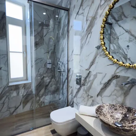 Apartmanhotel Deluxe Center Hriszí Aktí Haniá