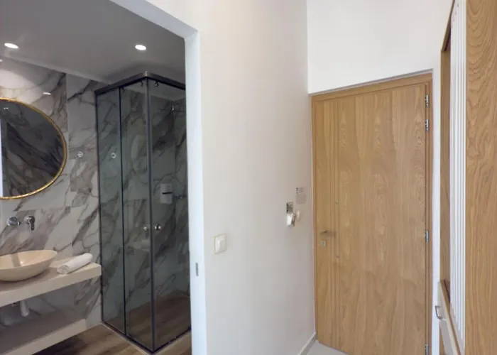 Deluxe Center La Canée